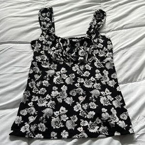 White House Black Market Floral Tank